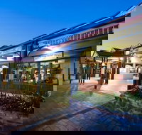 Treetops Seaview Montville - Accommodation Yamba