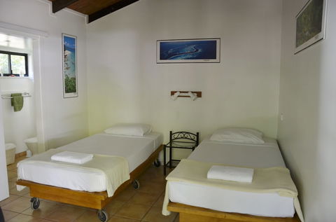 PKs Jungle Village - Hostel - Accommodation Yamba 4