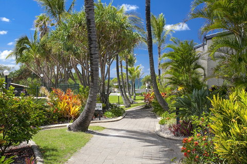 Beach Breakers Resort - Accommodation Yamba 0