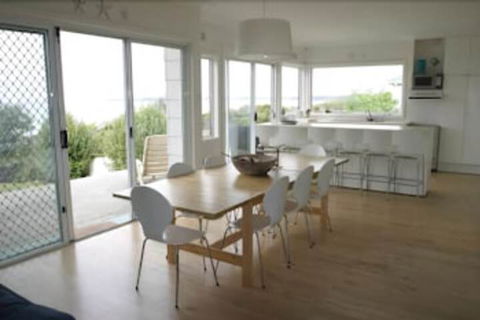 Culburra Beach House - Accommodation Yamba 0