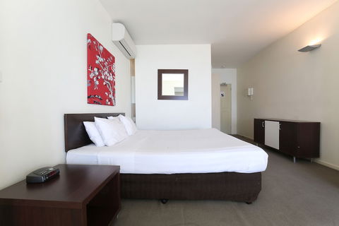 Plum North Melbourne - Accommodation Yamba 3