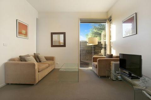Plum North Melbourne - Accommodation Yamba 5