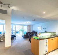 Glenelg Beachside Apartments - Accommodation Yamba