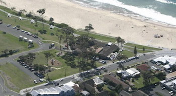 Breakers Apartments Mollymook - Accommodation Yamba 0