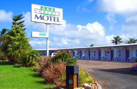 Norfolk Pine Motel Merimbula - Accommodation Yamba 0