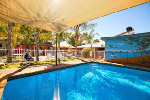 Alice Lodge Backpackers - Accommodation Yamba 0