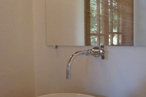 Emaroo Hotel Port Hughes - Accommodation Yamba 4