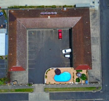 Casino Motor Inn - Accommodation Yamba 0