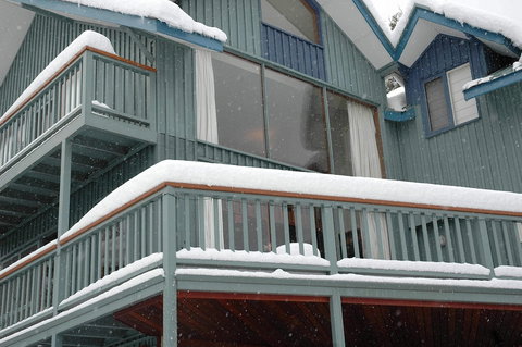 Alpenhorn - Accommodation Yamba 1