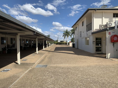 Silo Motor Inn - Accommodation Yamba 0