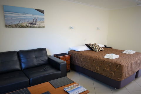 Pacific Palms Motor Inn - Accommodation Yamba 3