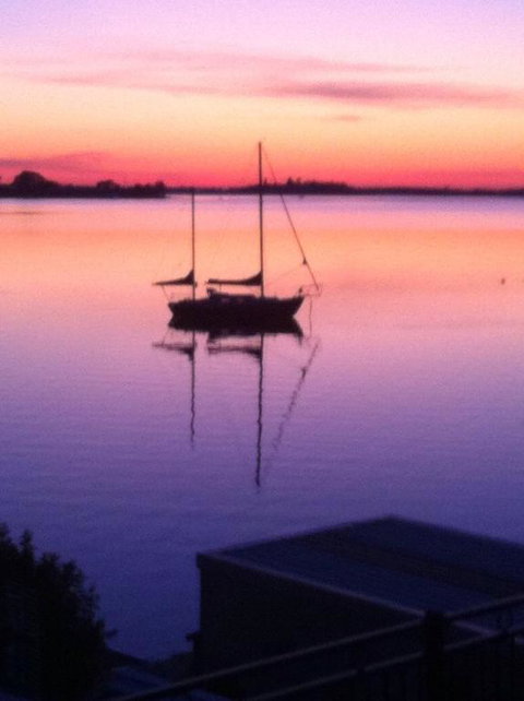 Overnight Reflections B & B - Accommodation Yamba 3