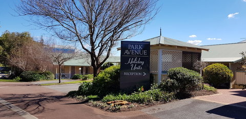 Albany Holiday Units - Accommodation Yamba 1