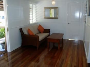 Hillcrest Guest House Cooktown - Accommodation Yamba 0