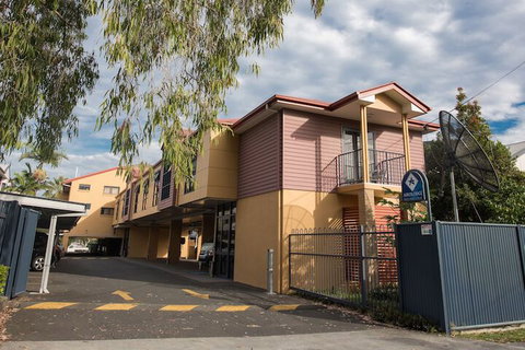 Airolodge International - Accommodation Yamba 1