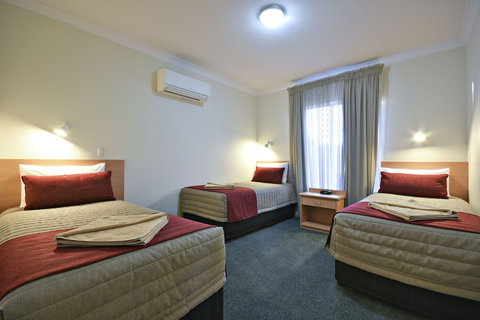 Abel Tasman Motor Inn - Accommodation Yamba 4