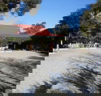 Jolly Swagman Motor Inn Holbrook - Accommodation Yamba