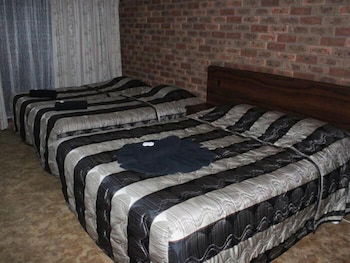 Woomargama Village Hotel Motel - Accommodation Yamba 3