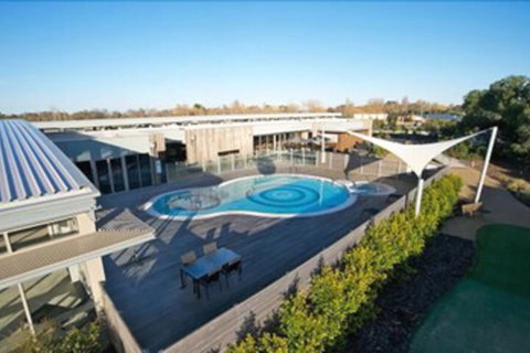 Broadbeach Inverloch Resort - Accommodation Yamba 3