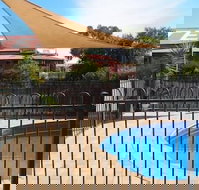 Golden Guitar Motor Inn - Accommodation Yamba