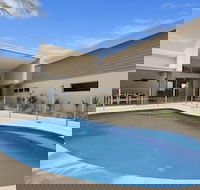 67 Orient Drive - Accommodation Yamba