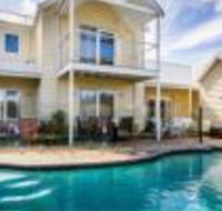 Seaside Spa Retreat - Accommodation Yamba