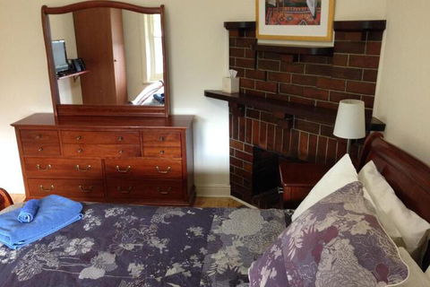 MacDonnell House Naracoorte - Accommodation Yamba 4