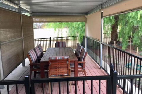 MacDonnell House Naracoorte - Accommodation Yamba 2