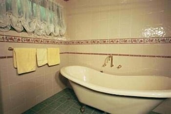 The Hidden Gem - Accommodation Yamba 1