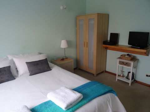 Sanddancers B & B - Accommodation Yamba 0
