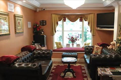 Curtis Falls Mountain Spa Retreat - Accommodation Yamba 3