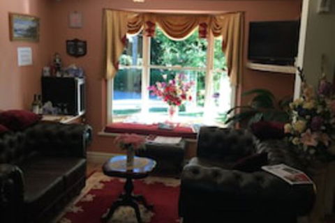 Curtis Falls Mountain Spa Retreat - Accommodation Yamba 2