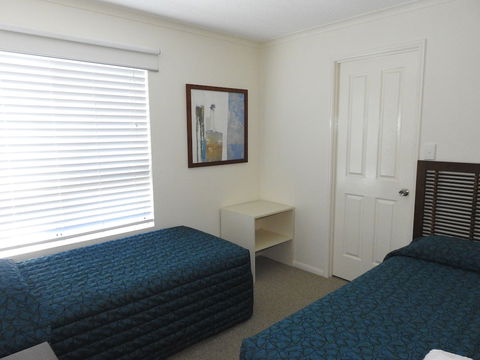 On The River Apartments - Accommodation Yamba 2