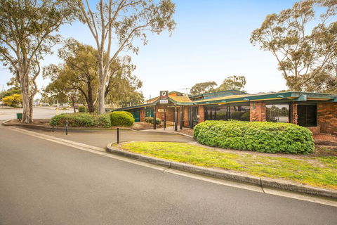Burvale Hotel - Accommodation Yamba 2