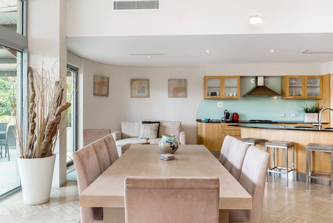 Jades On Lawson - Accommodation Yamba 4