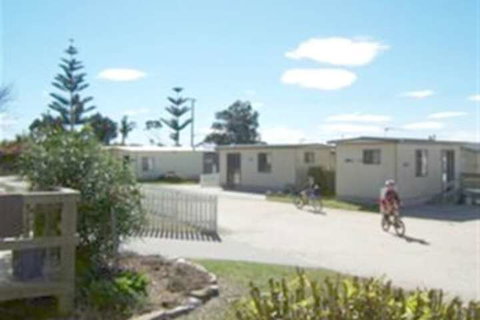 Hillcrest Tourist Park - Accommodation Yamba 0