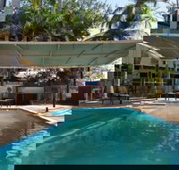 Palm Court Budget Motel Hostel/Backpackers - Accommodation Yamba