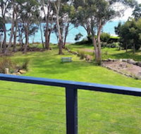Four Seasons Waterfront Villas - Accommodation Yamba