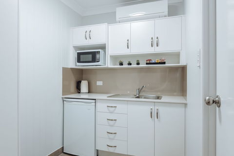 Raintree Motel Biloela - Accommodation Yamba 1