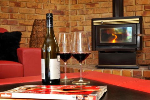 Sunsea Waterfront South Yunderup - Accommodation Yamba 1