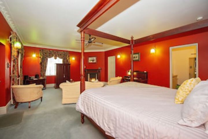 Rostron ACT Accommodation Yamba
