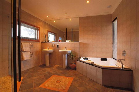 Meringa Springs - Accommodation Yamba 4