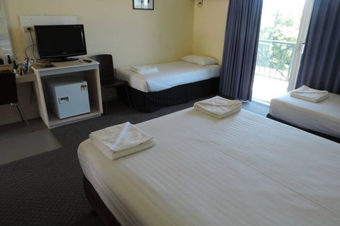 Comfort Inn The Lakes - Accommodation Yamba 5