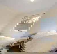 Two Bays Apartments - Accommodation Yamba