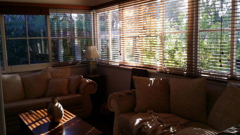 Wyreepi Caribbean Chalet - Accommodation Yamba 3