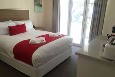 Huskisson Beach B&B - Accommodation Yamba 0