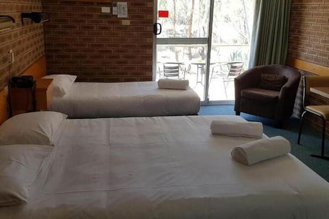 Corowa Golf Club Motel - Accommodation Yamba 3