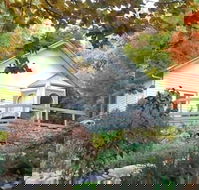 Woolrich Historic Garden Cottage - Accommodation Yamba