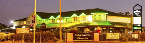 Meadowbrook Hotel - Accommodation Yamba 5