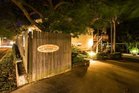 Auckland Hill Bed & Breakfast - Accommodation Yamba 0